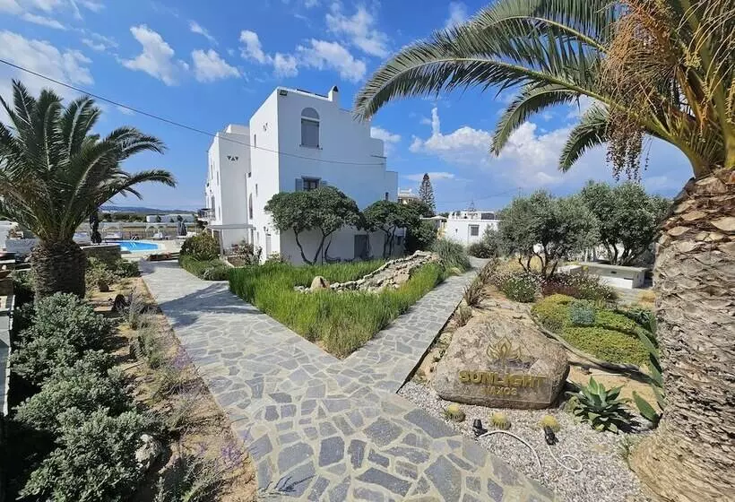 Sunlight Naxos Studio