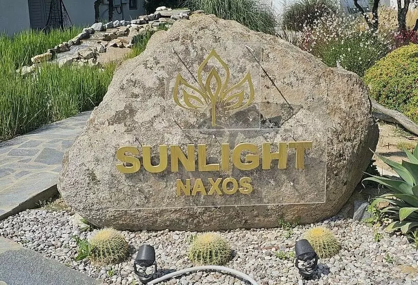 Sunlight Naxos Studio