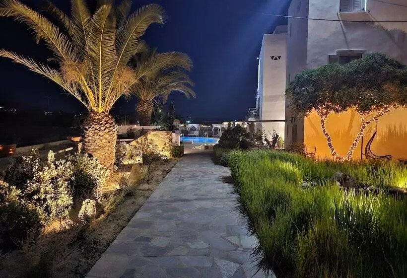 Sunlight Naxos Studio