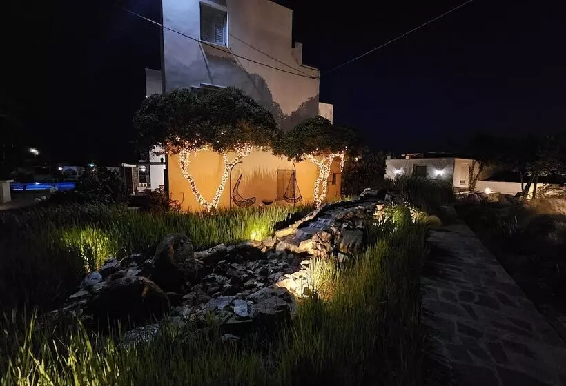 Sunlight Naxos Studio