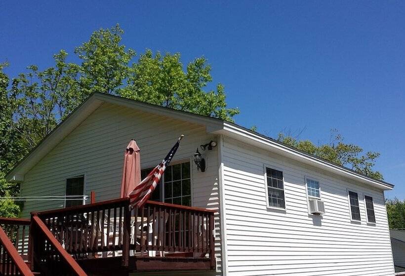 Weirs Beach Motel & Cottages