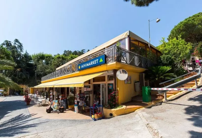 Camping Bungalows El Far