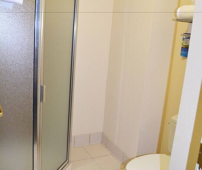 בית מלון כפרי Baymont By Wyndham Waterford/burlington Wi