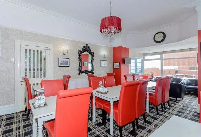 Benson Hotel   Small Families & Couples Only