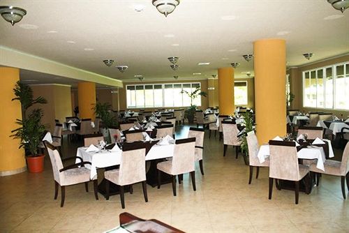 فندق Expo Centro Colon