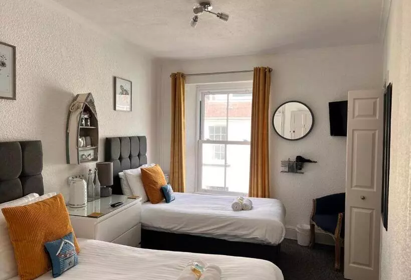 호텔 Gumfreston Guest House