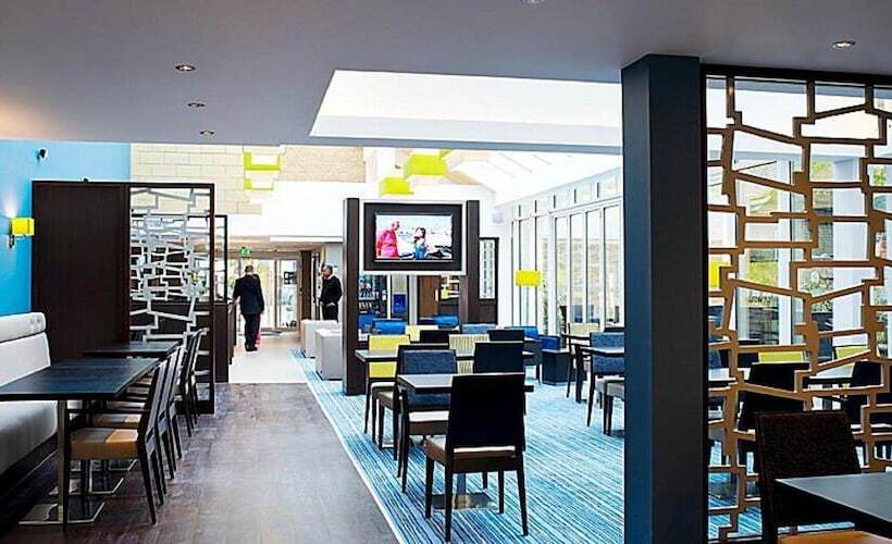 فندق Holiday Inn Express Windsor, An Ihg