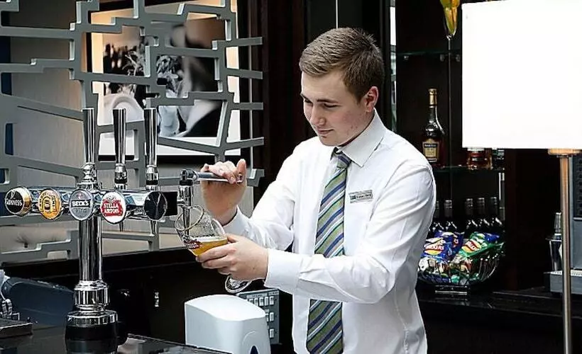 Hotelli Holiday Inn Express Windsor, An Ihg