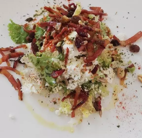 فندق Hostal Monteclaro