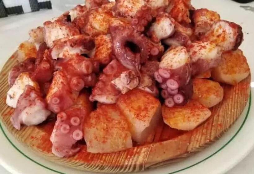 فندق Hostal Monteclaro