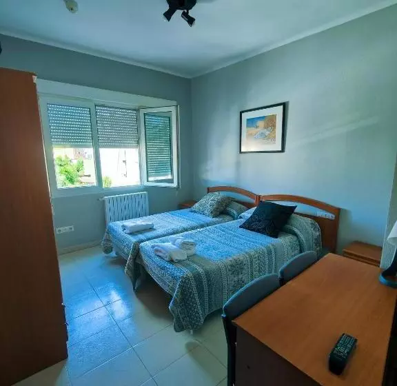 فندق Hostal Monteclaro