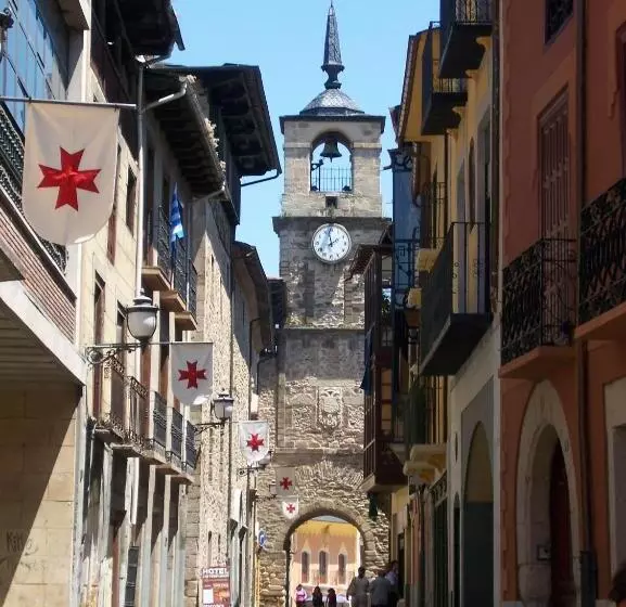 فندق Hostal Monteclaro