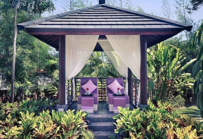 בית מלון כפרי Mercure Bali Nusa Dua