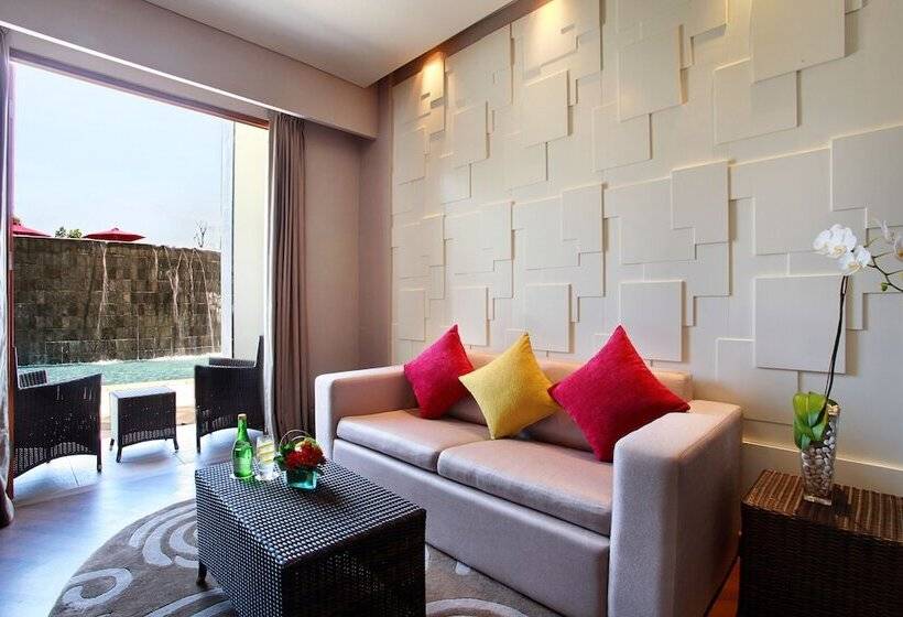 בית מלון כפרי Mercure Bali Nusa Dua