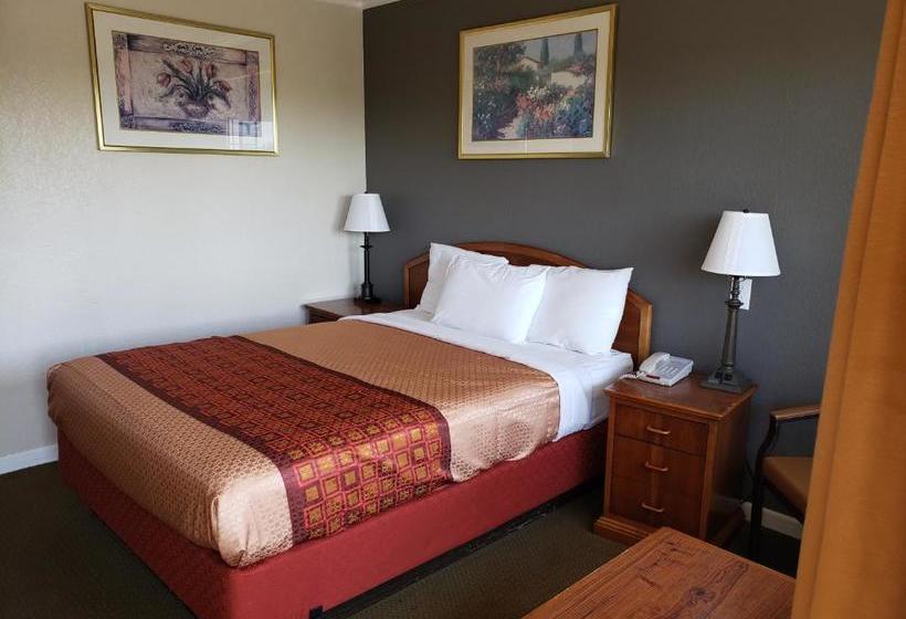 Отель Americas Best Value Inn Petaluma