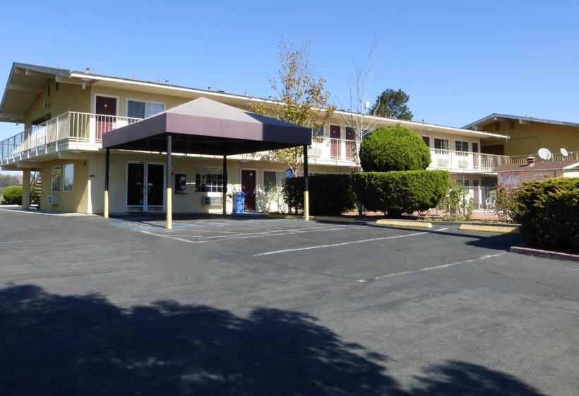 Отель Americas Best Value Inn Petaluma