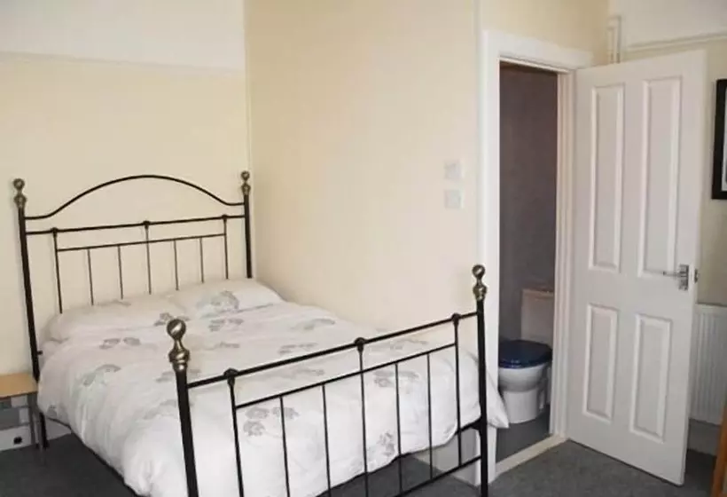 Отель Prince Of Wales