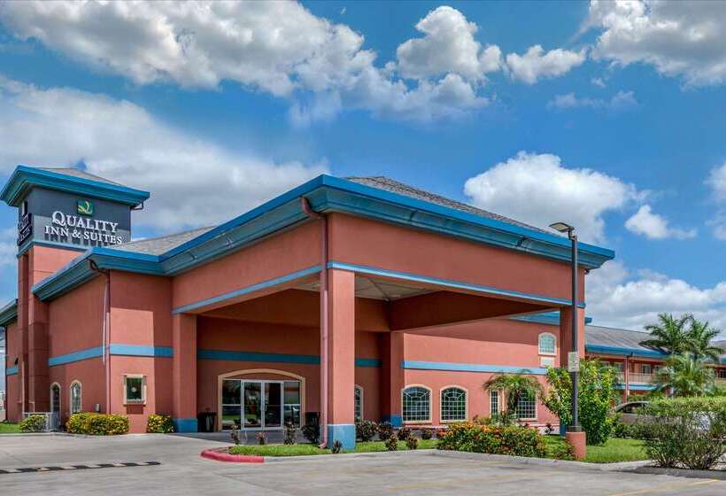 בית מלון כפרי Quality Inn & Suites At The Outlets Mercedes Weslaco