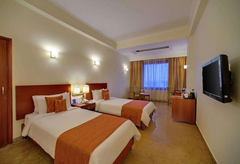 בית מלון כפרי Royal Sarovar Portico Siliguri