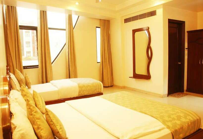 בית מלון כפרי Shipra International