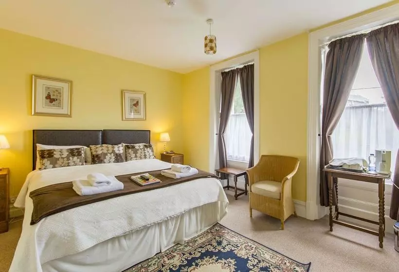 Отель The Cammarch