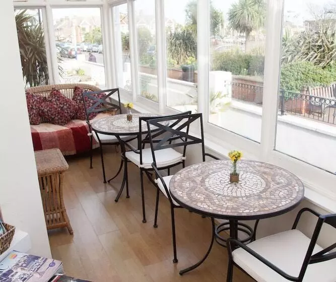 בית מלון כפרי The Langtons Bed & Breakfast