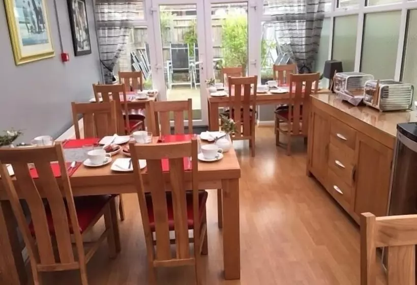 בית מלון כפרי The Langtons Bed & Breakfast