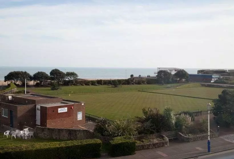 בית מלון כפרי The Langtons Bed & Breakfast