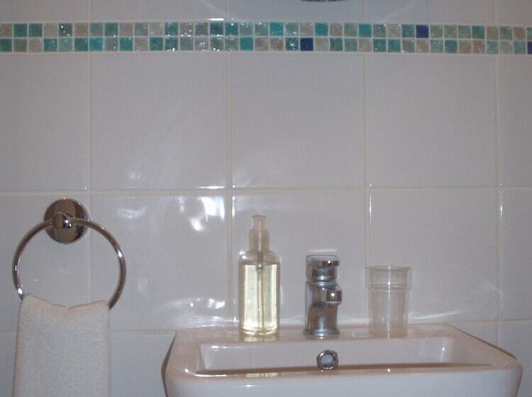 فندق The Langtons Bed & Breakfast