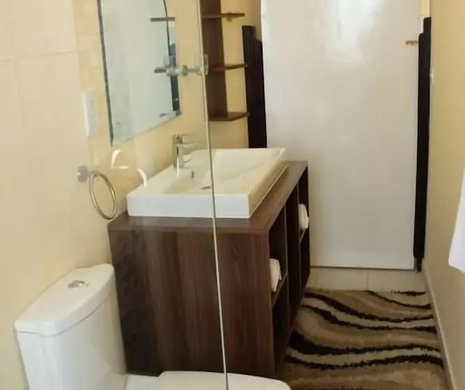 Le Cactus Guest House