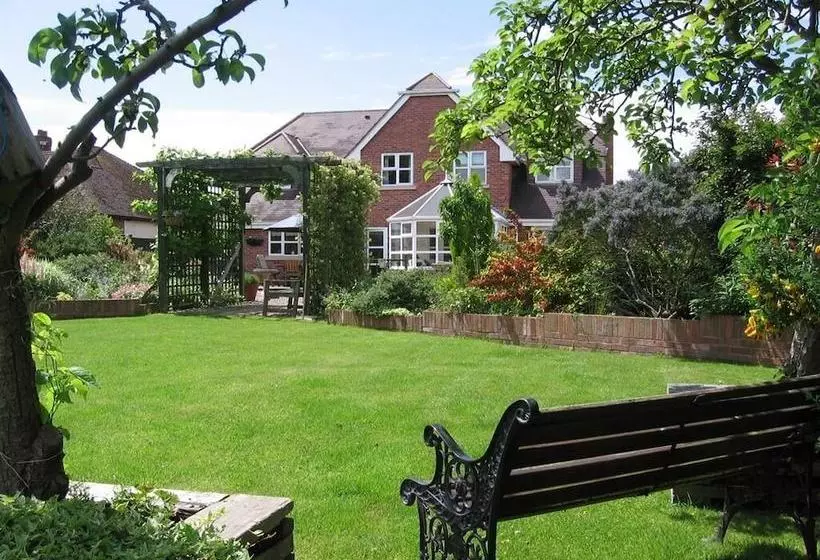 Roseville Bed & Breakfast