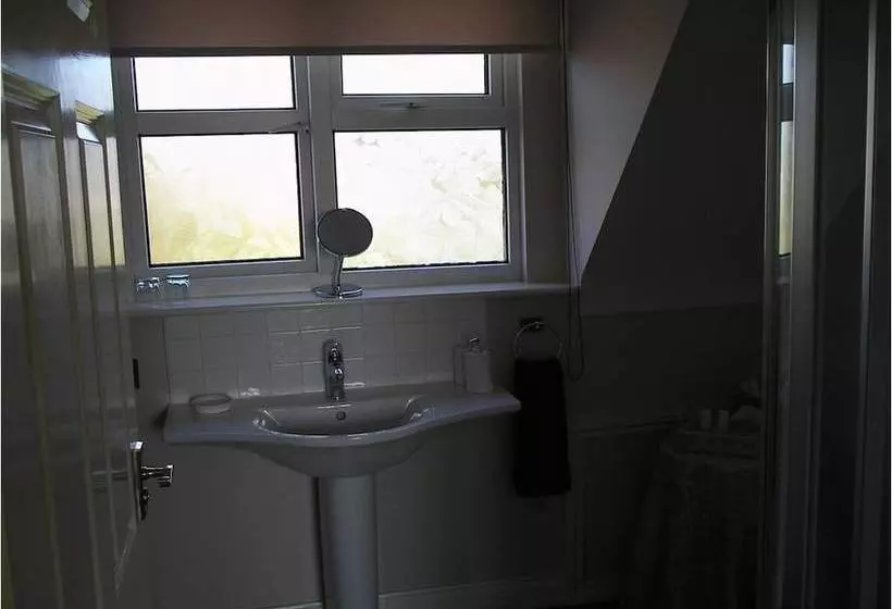 Roseville Bed & Breakfast