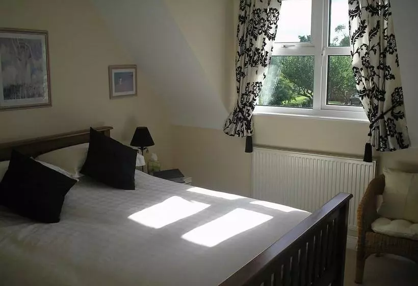 Roseville Bed & Breakfast