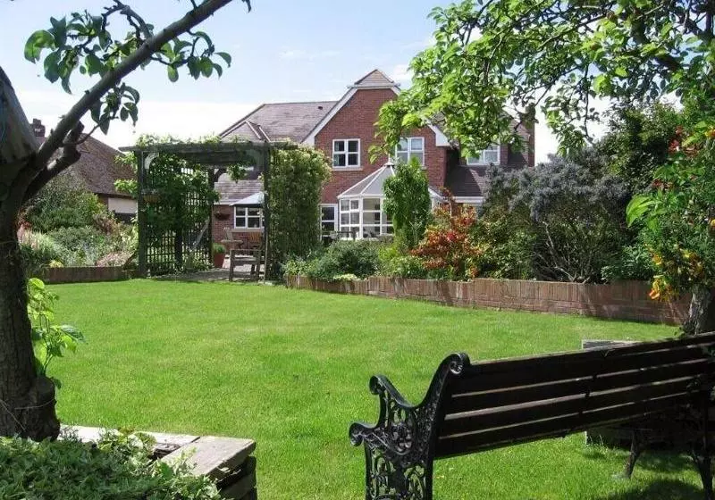 Roseville Bed & Breakfast