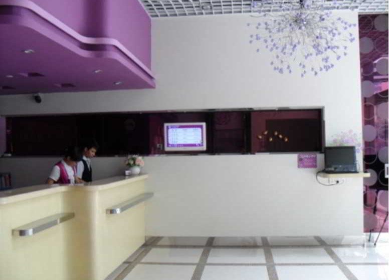 Otel V8 Xi Cun Branch