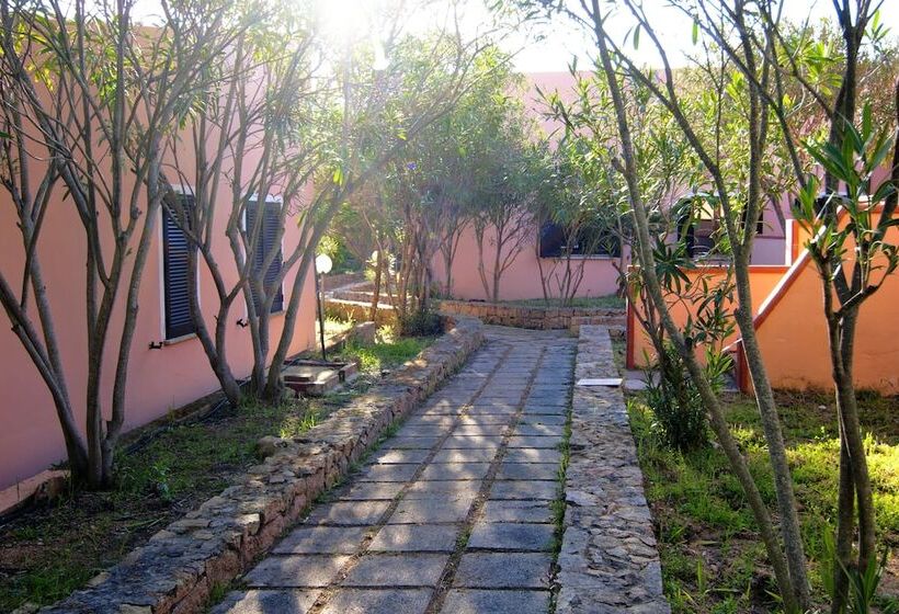 Gravina Resort & Apartments