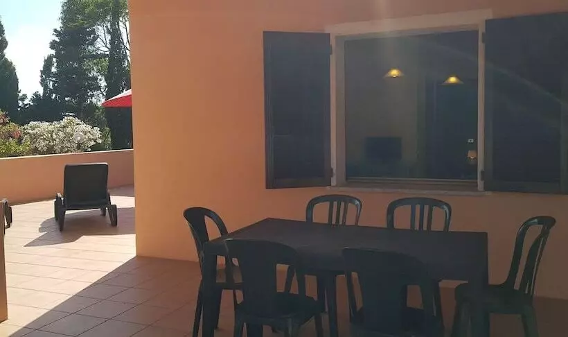 Gravina Resort & Apartments