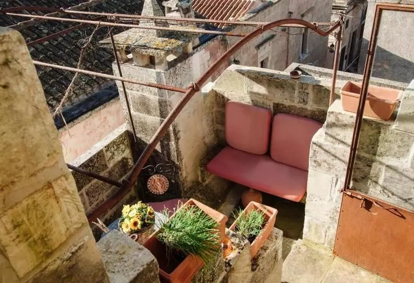 Отель Borgoterra