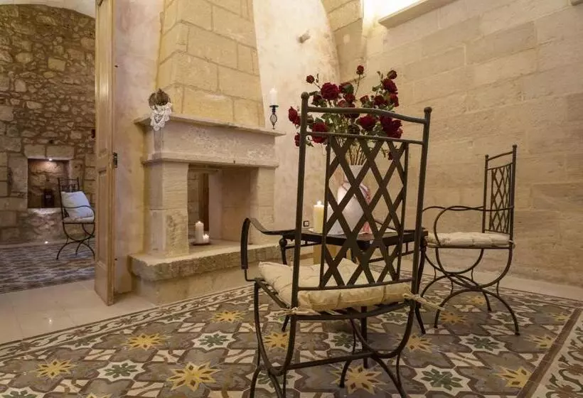 Отель Borgoterra