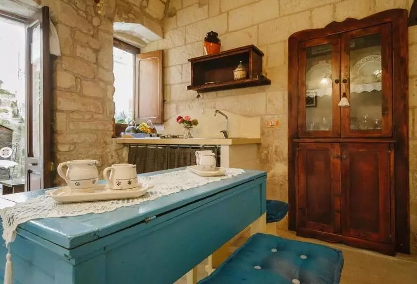 Отель Borgoterra