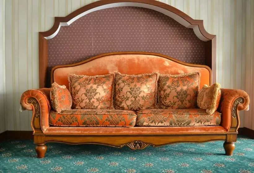 Diplomat Hotel By Ag Hotels Group