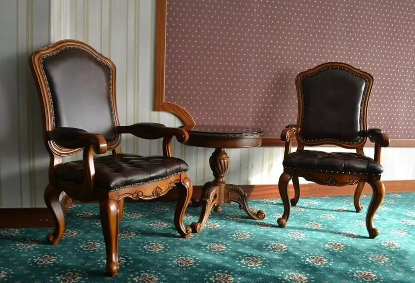 Diplomat Hotel By Ag Hotels Group