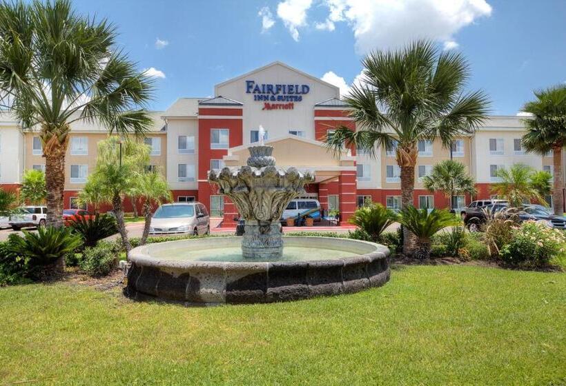 בית מלון כפרי Fairfield Inn & Suites Laredo