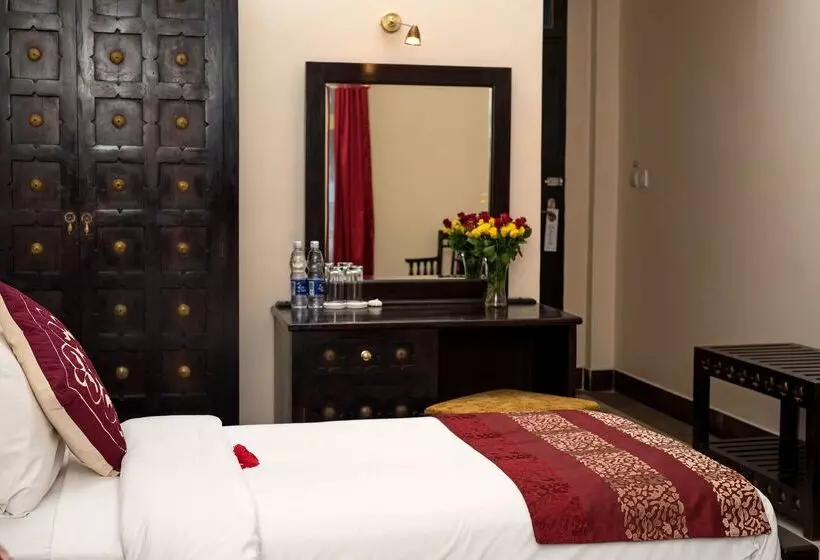 Hotel Golden Tulip Stonetown Boutique