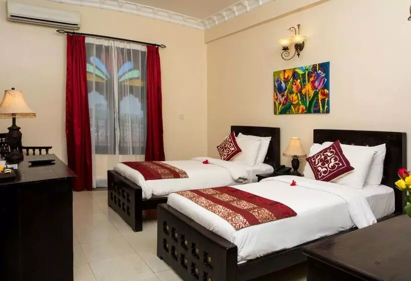 Hotel Golden Tulip Stonetown Boutique