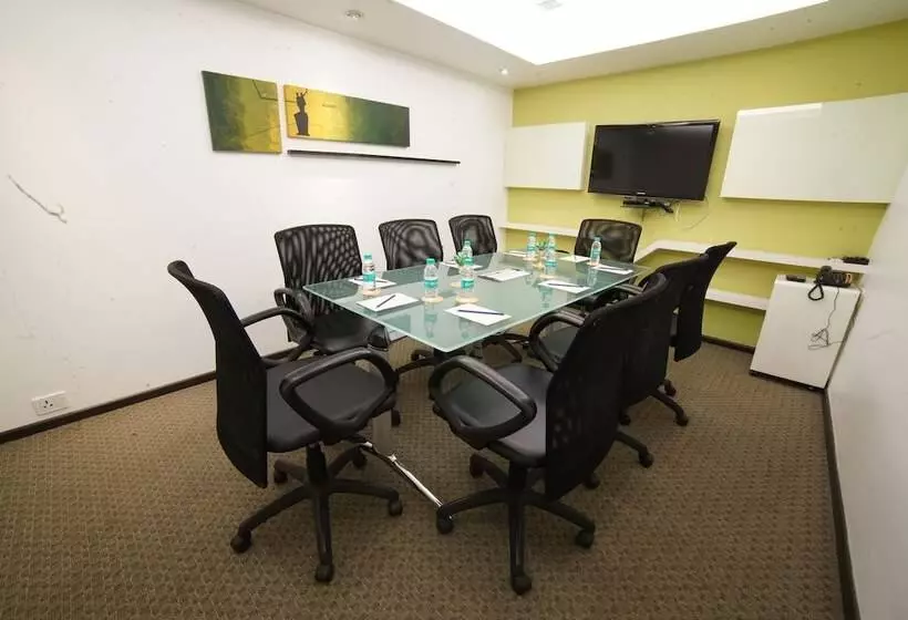 Hotelli Kohinoor Elite Near Bkc