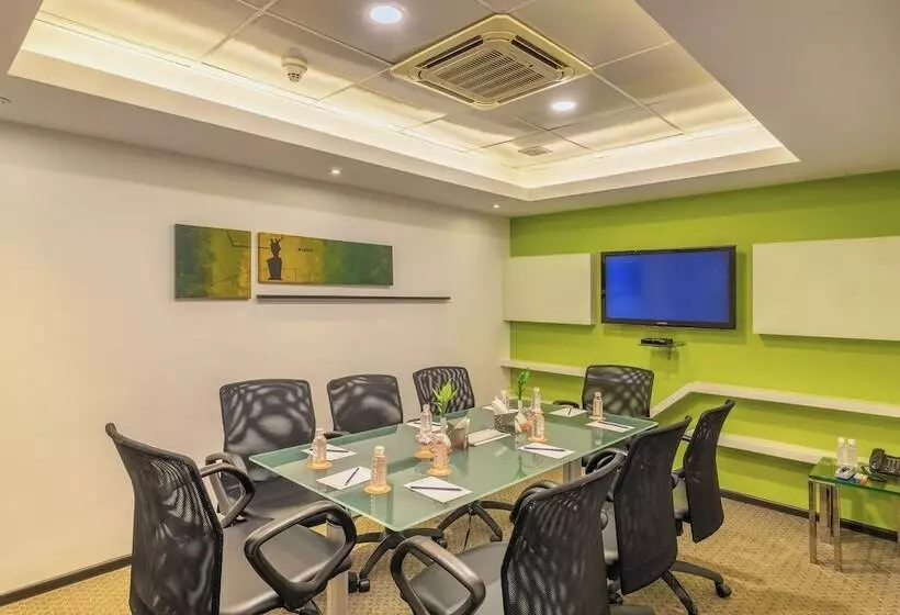 Hotelli Kohinoor Elite Near Bkc