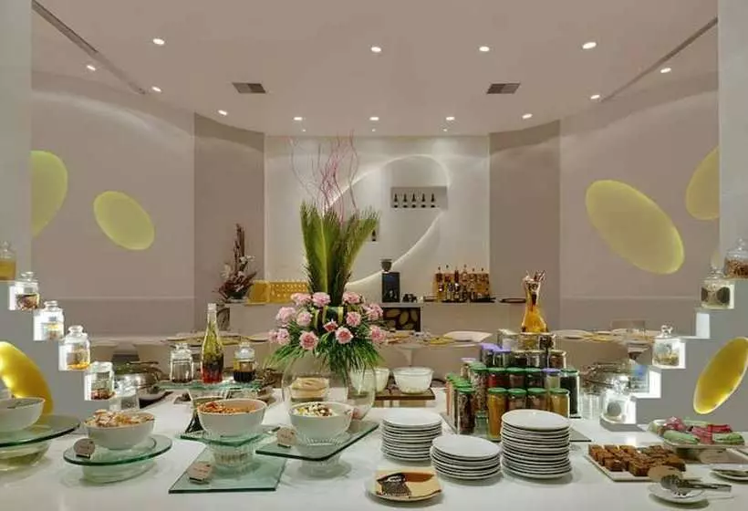 Hotelli Kohinoor Elite Near Bkc