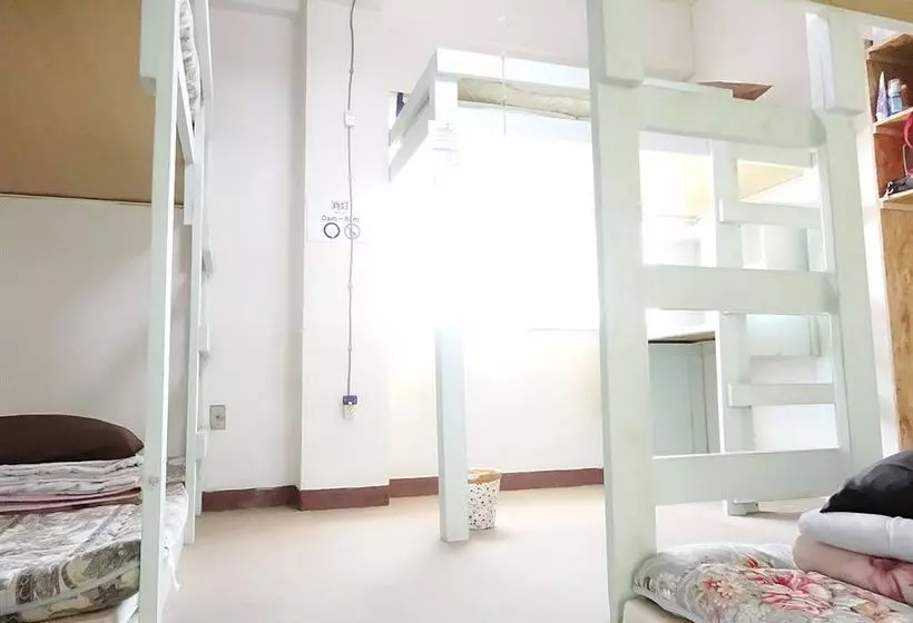 בית מלון כפרי Okinawa Sora House