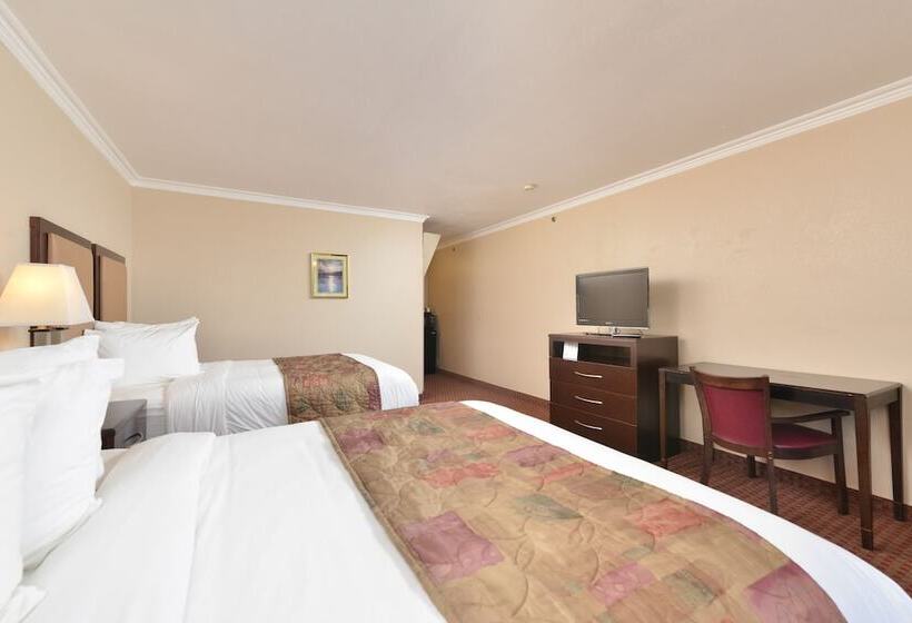 ホテル Pacific Shores Inn Morro Bay